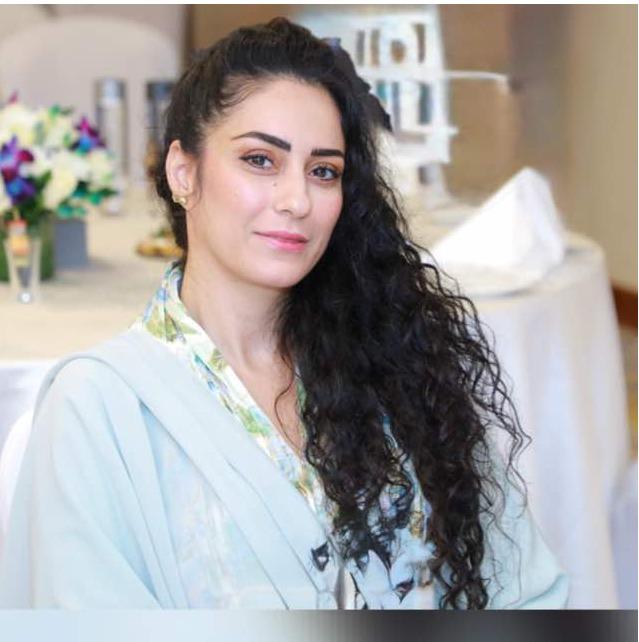 Portrait of Samira Khalili